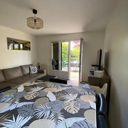 Appartamento Bright Cocoon With Garden Near The Sea